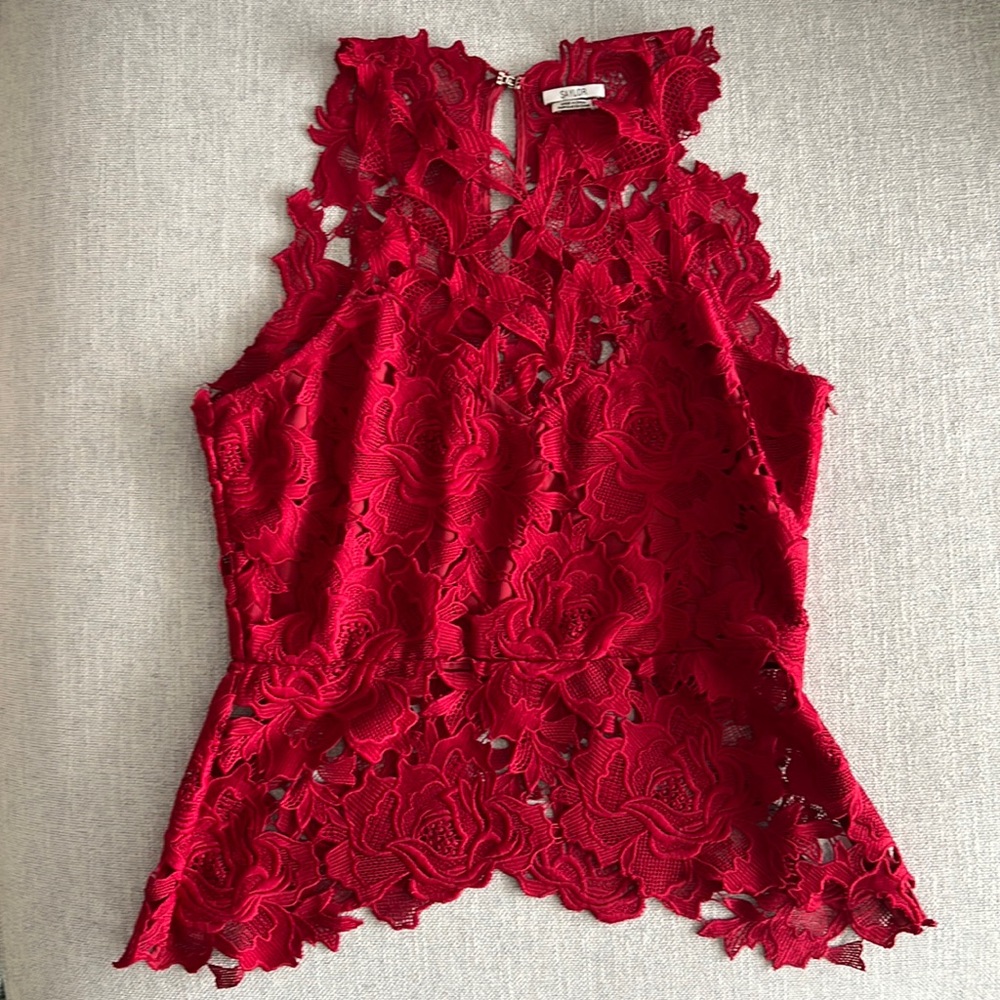 Saylor Raspberry Floral Cut-out Top